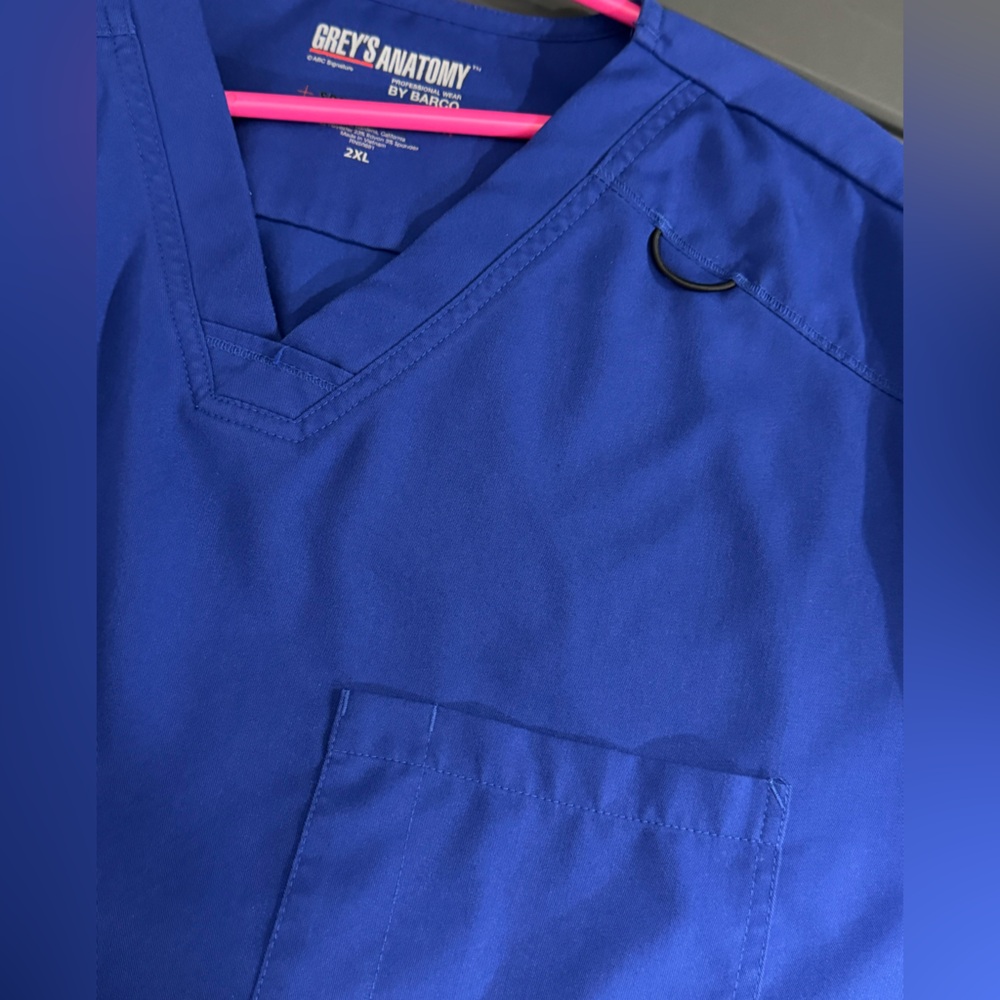 Men’s Scrub Top - Picture 6 of 7